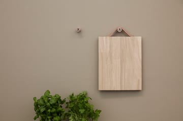 Andersen cutting board with leather handle Medium 24x30 cm - Oak - Andersen Furniture