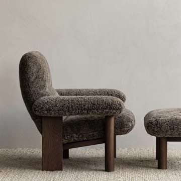 Brasilia armchair - Leather dunes camel 21004 brown, dark stained oak legs - Audo Copenhagen