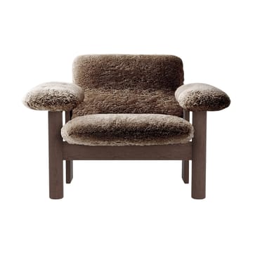 Brasilia armchair low back - Dark oak-Sahara sheepskin curly - Audo Copenhagen