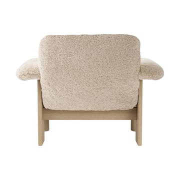 Brasilia armchair low back - Natural oak-Nature sheepskin curly - Audo Copenhagen