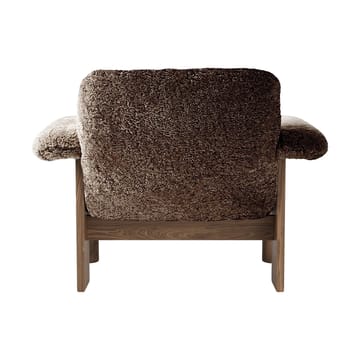 Brasilia armchair low back - Walnut-Sahara sheepskin curly - Audo Copenhagen