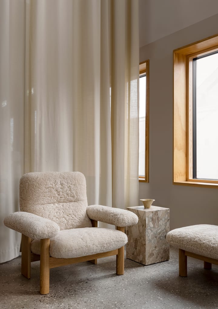 Brasilia armchair, Natural oak-Sahara sheepskin curly Audo Copenhagen