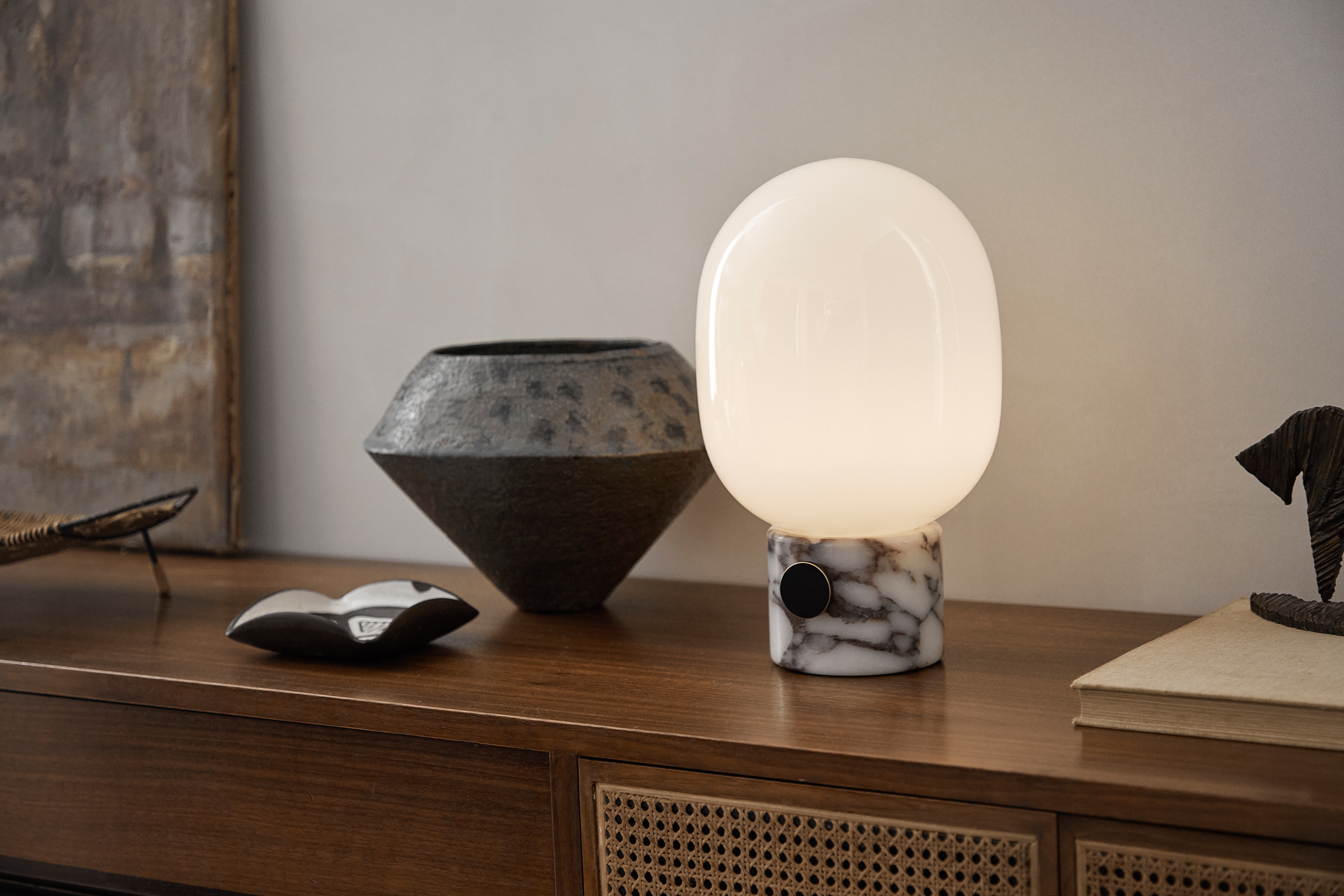 JWDA table lamp marble from Audo Copenhagen - NordicNest.com