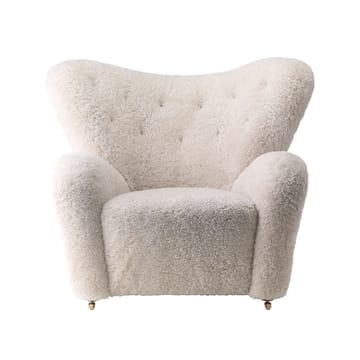 The Tired Man armchair - Sheepskin moonlight, legs oak nature - Audo Copenhagen