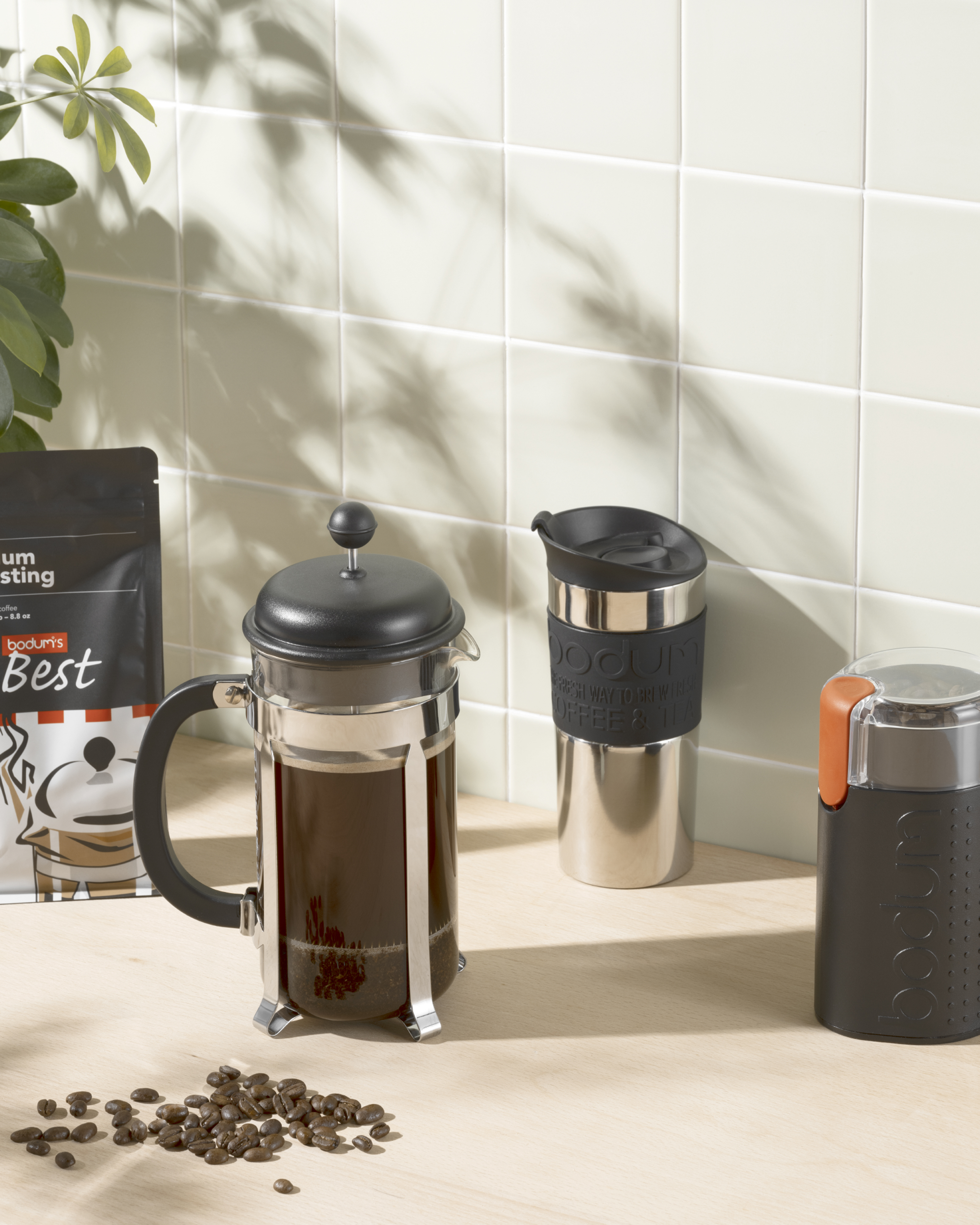 Insulated travel mug made of stainless steel and flip cover 35 cl - Bodum