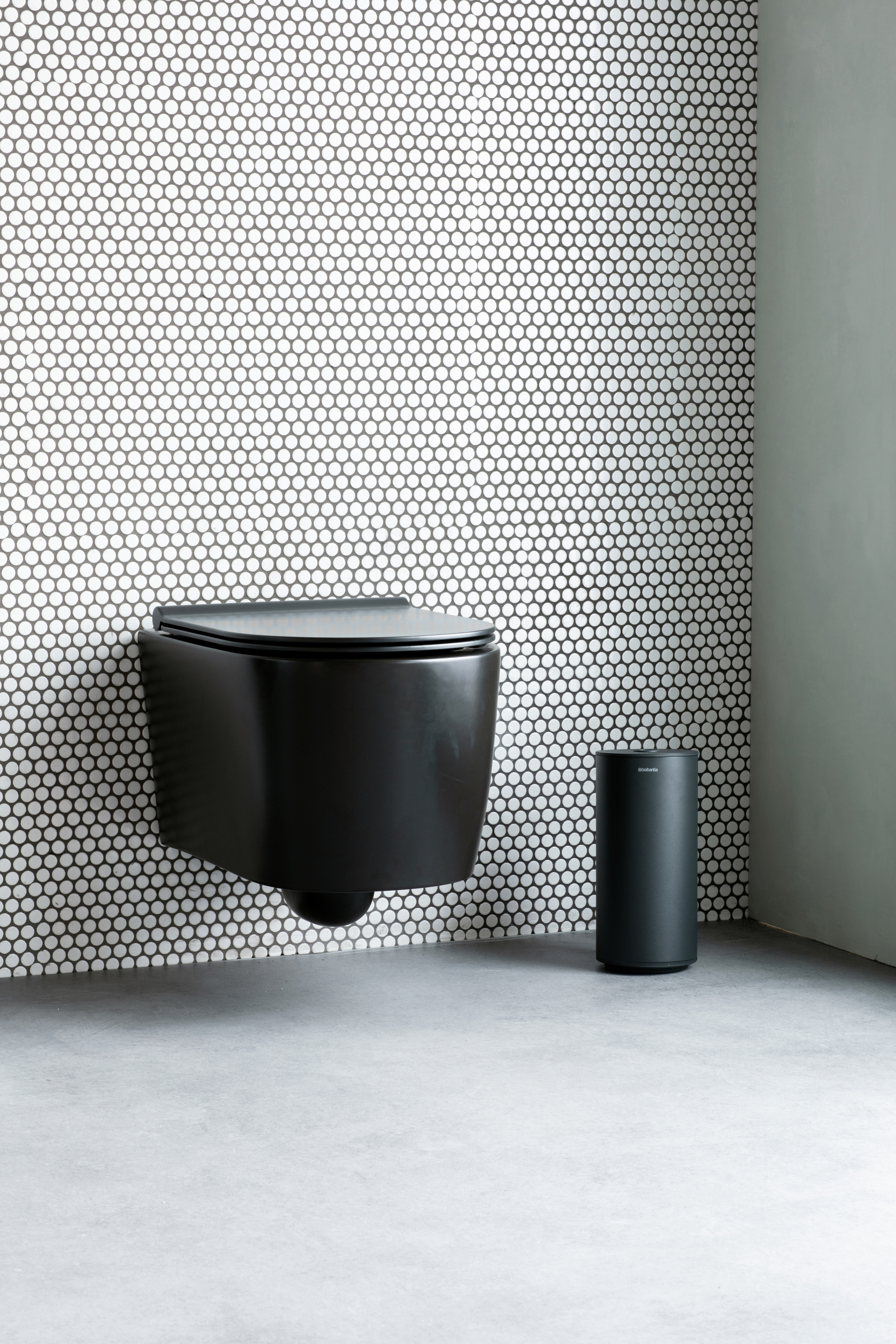 https://www.nordicnest.com/assets/blobs/brabantia-mindset-toilet-roll-holder-mineral-infinite-grey/512759-01_7_EnvironmentImage-b0540da60d.jpg