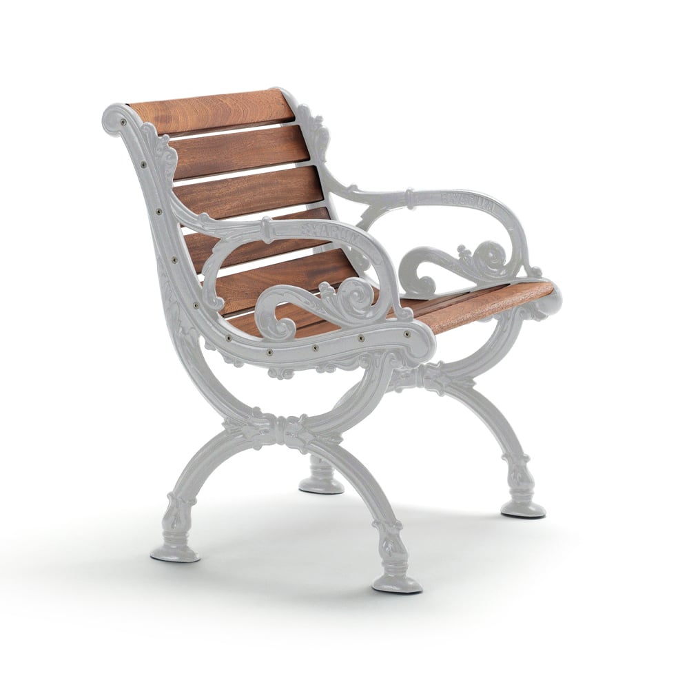 Byarums bruk Byarum armchair Mahogany, raw aluminum stand