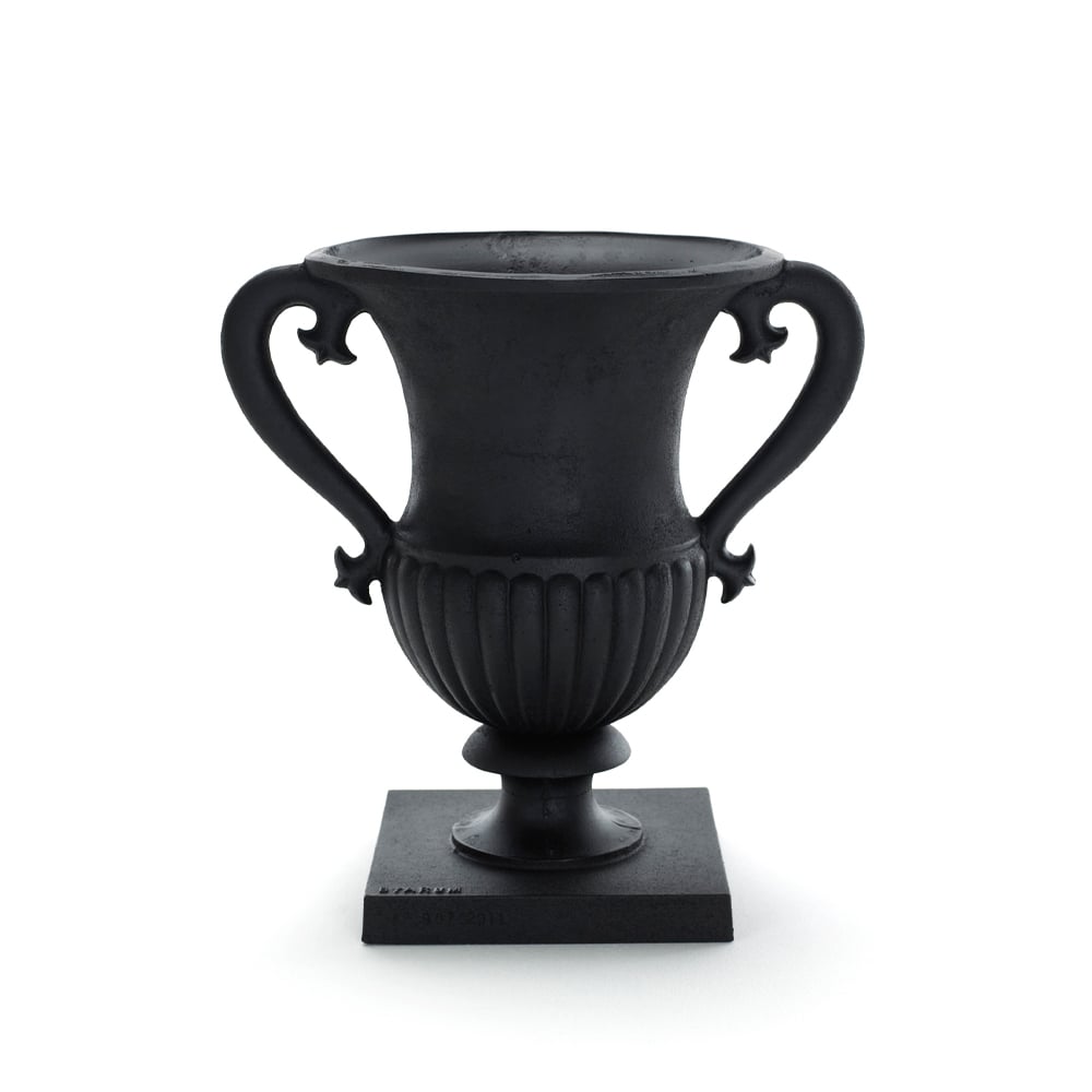 Byarums bruk Prakturna plant pot Ø55 cm Black | Scandinavian Design | Flower pots | Black