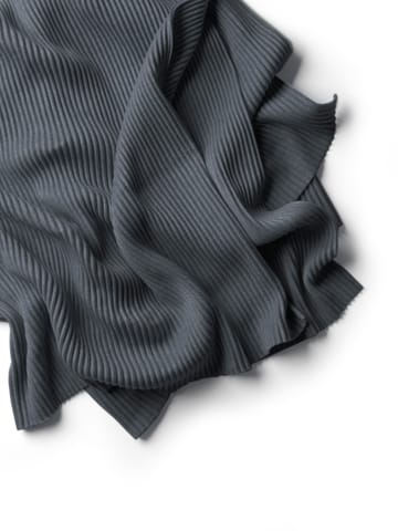 Pleece throw 140x170 cm - Dark grey - Design House Stockholm