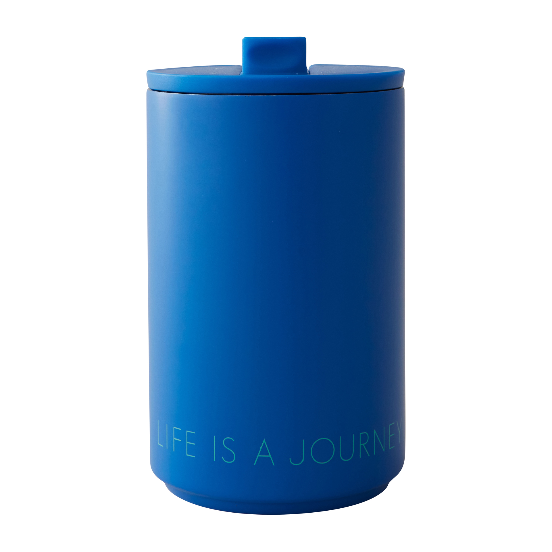 https://www.nordicnest.com/assets/blobs/design-letters-design-letters-thermal-mug-cobalt-blue/572601-01_1_ProductImageMain-be30ff88b6.jpeg