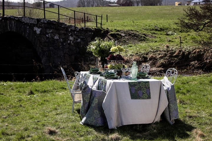 Vine table runner 35x120 cm, Green Ekelund Linneväveri