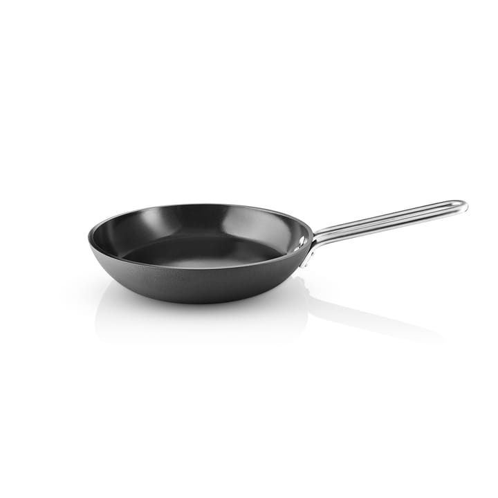 Eva Trio Professional black frying pan Slip-Let - 24 cm - Eva Solo