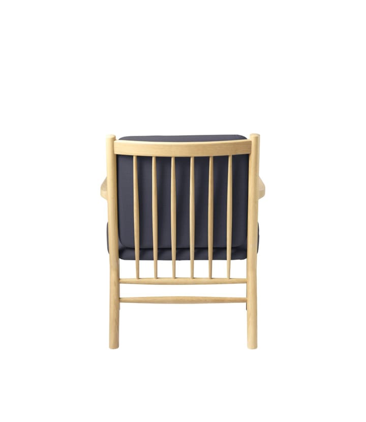 J147 armchair, Oak nature lacquered-dark blue FDB Møbler