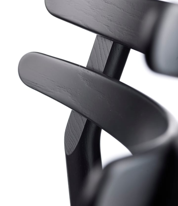 J48 chair - Oak black painted-black leather - FDB Møbler