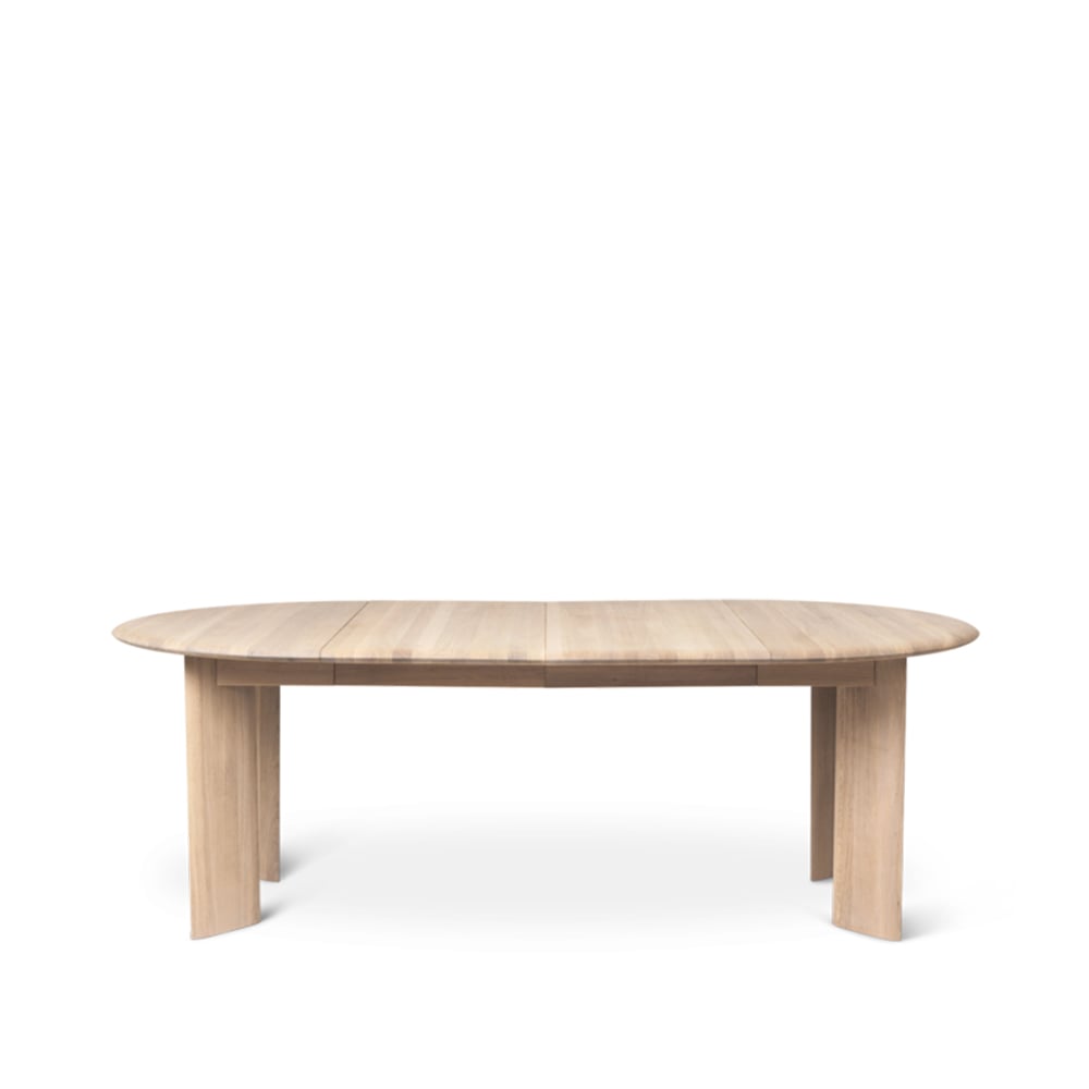 ferm LIVING Bevel Extendable dining table Oak white oiled. incl. 2 st additional discs á 50cm