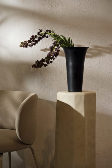 Staffa pedestal - Ivory - ferm LIVING