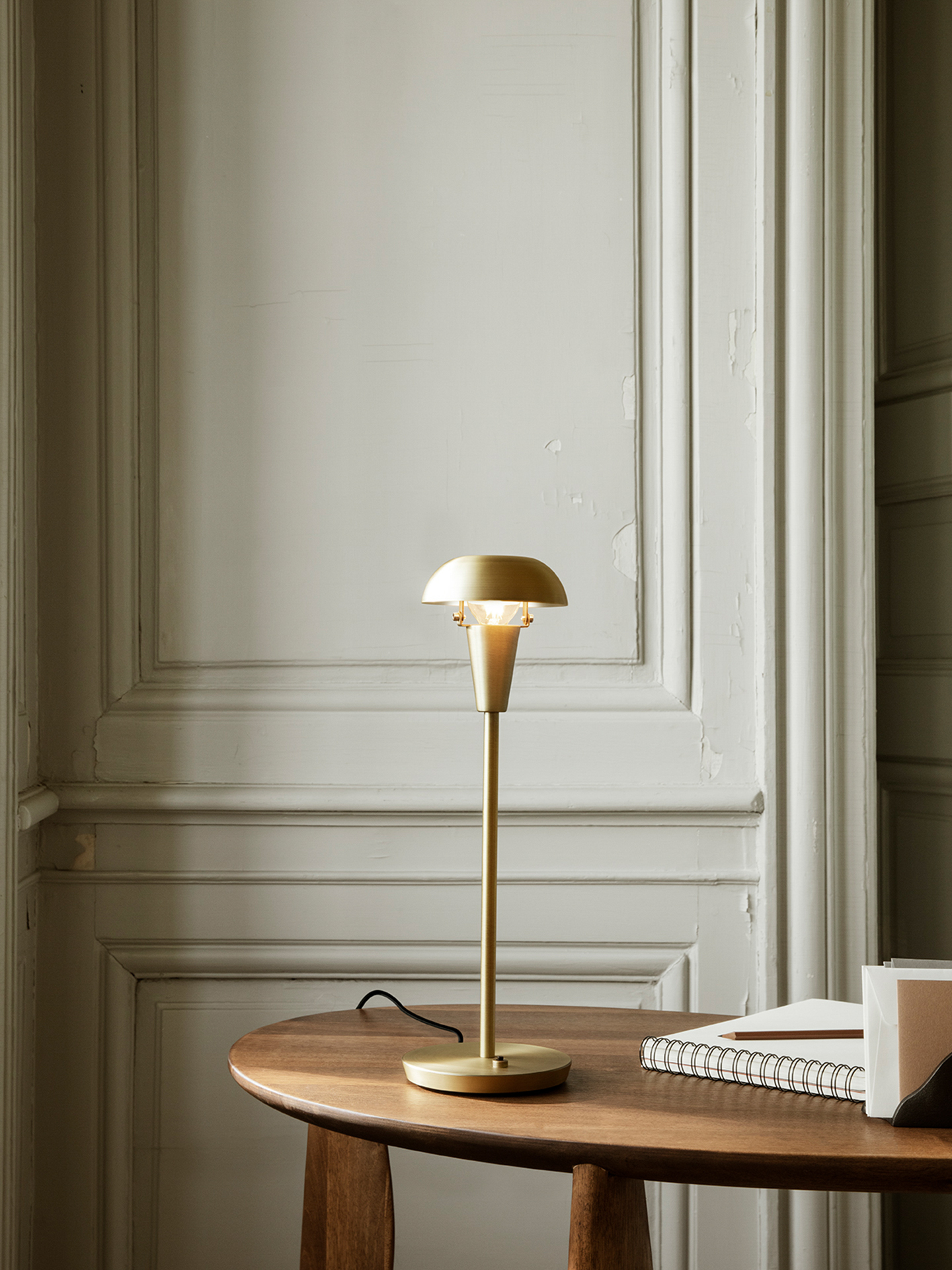 Ferm living deals bell table lamp