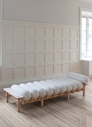 Dag daybed - Beech-Barnum bouclé 01 Off white - Gärsnäs