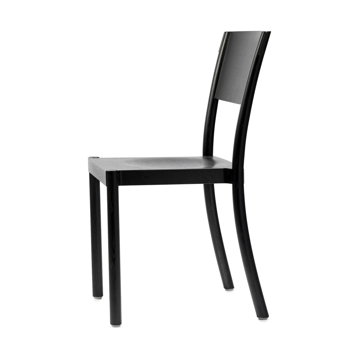 Gärsnäs Light & Easy chair Ash-black stained-veneered seat