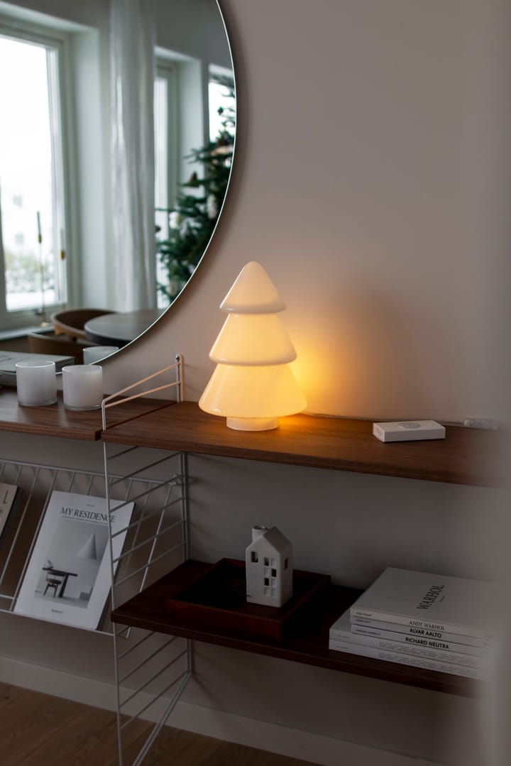 Kvist 20 table lamp, White Globen Lighting