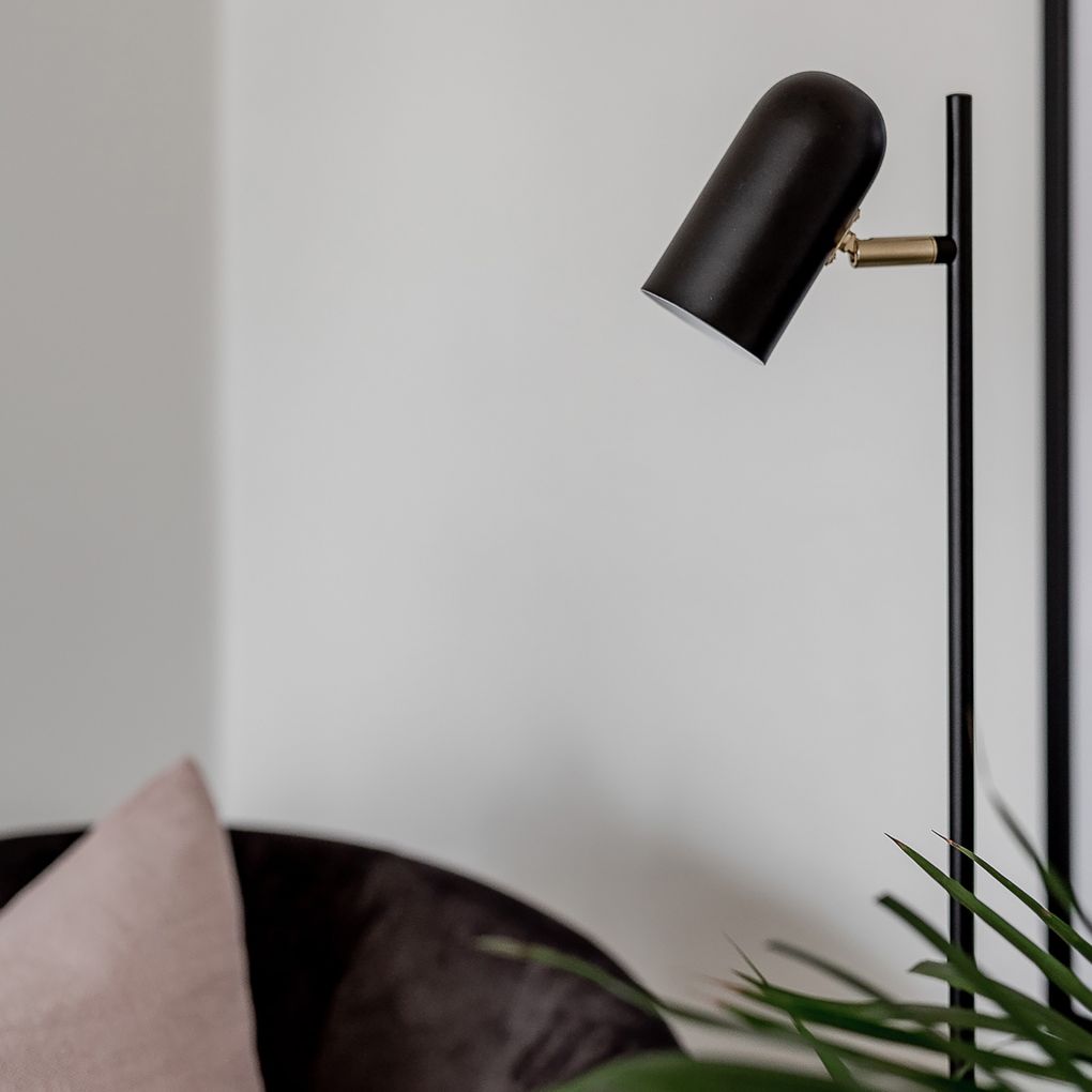 Swan floor lamp from Globen Lighting - NordicNest.com