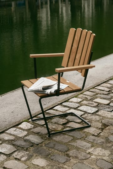 A2 armchair - Untreated teak-black base - Grythyttan Stålmöbler