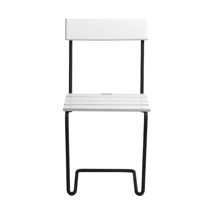 Stol 1 chair, White lacquered oak-black base Grythyttan Stålmöbler