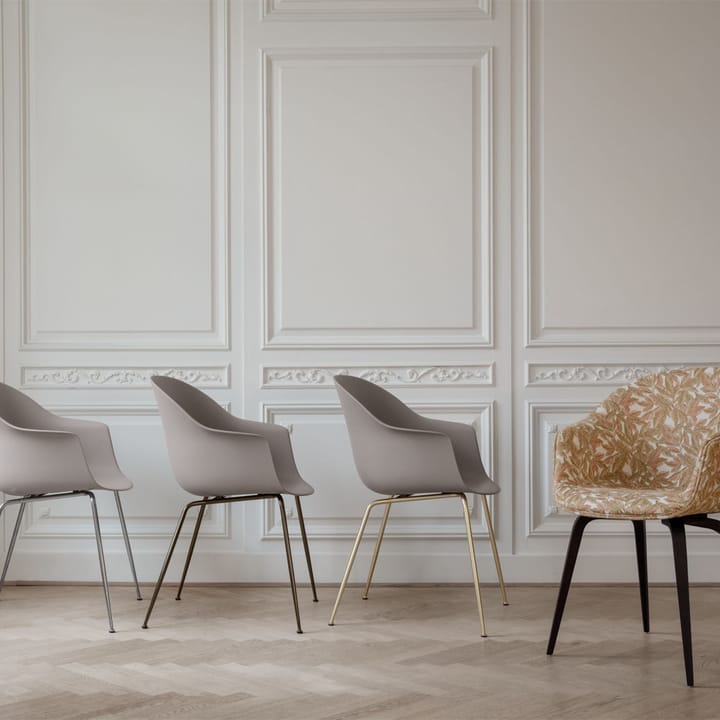 Bat Chair, Alabaster white, matte lacquered oak legs GUBI