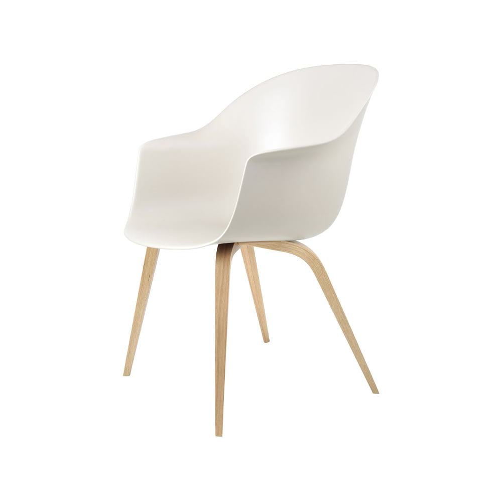 GUBI Bat Chair Alabaster white, matte lacquered oak legs