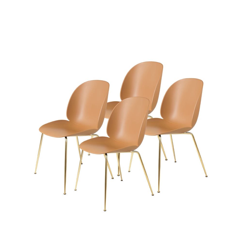 GUBI Beetle 4-pack Chair Amber brown, brass legs