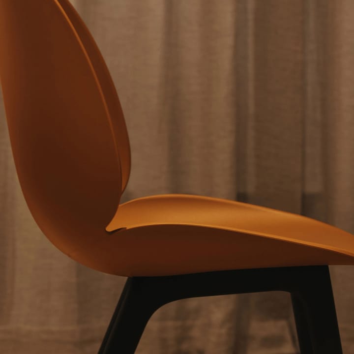 Beetle Plastic chair, Pebble brown, black leg GUBI