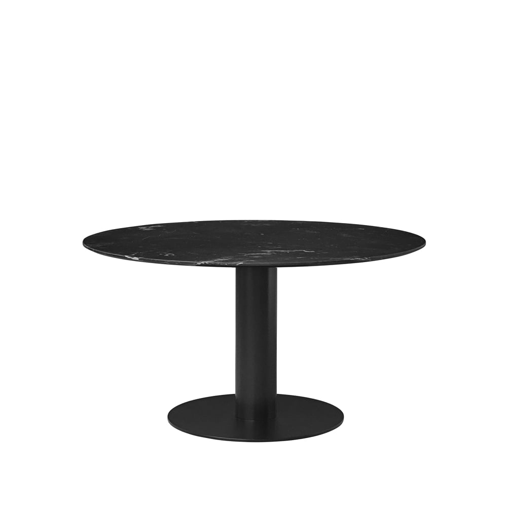 GUBI Gubi 2.0 dining table Marble black. ø130. black stand