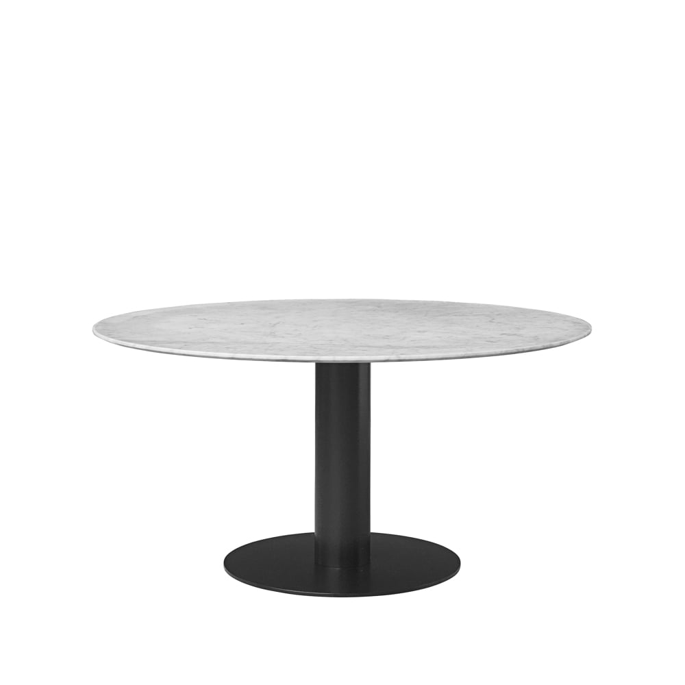 GUBI Gubi 2.0 dining table Marble white. ø150. black stand