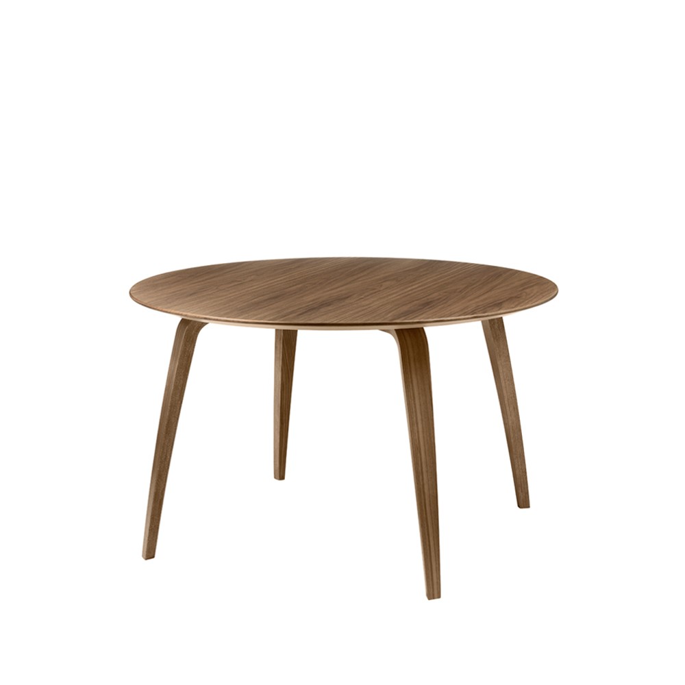 GUBI Gubi round dining table American walnut