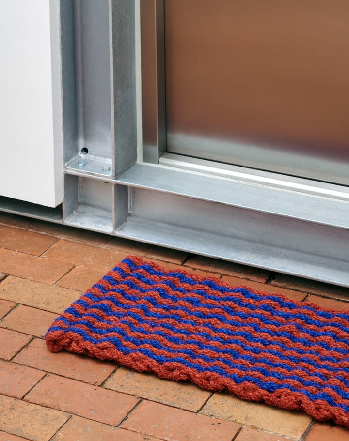 Coco Stripe Wave doormat, Brown-navy HAY