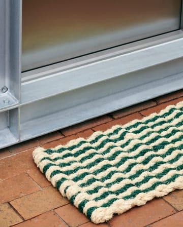 Coco Stripe Wave doormat - Dark green-white - HAY