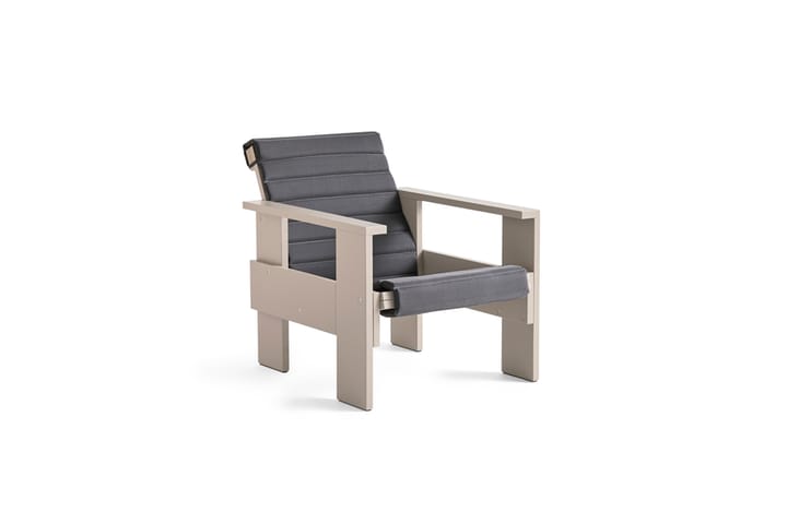 Crate lounge chair lacquered pine, London fog HAY