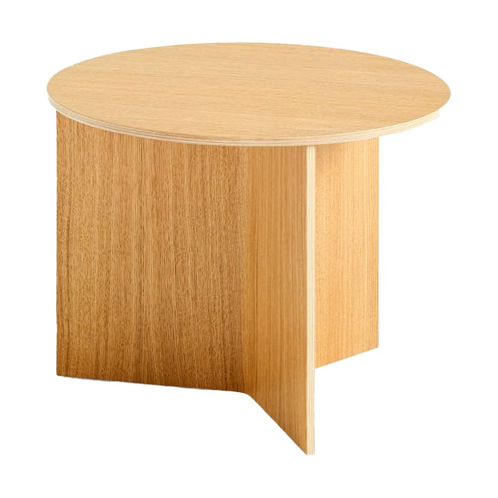 Slit coffee table Ø45 cm - Lacquered oak - HAY