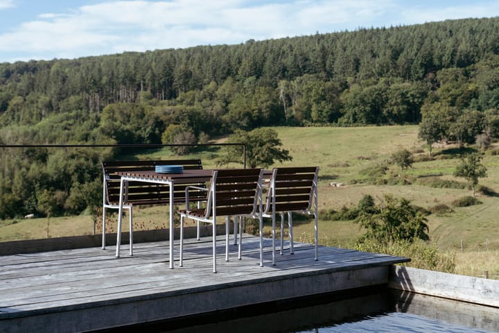 Traverse Dining bench with armrests., Oiled ash HAY