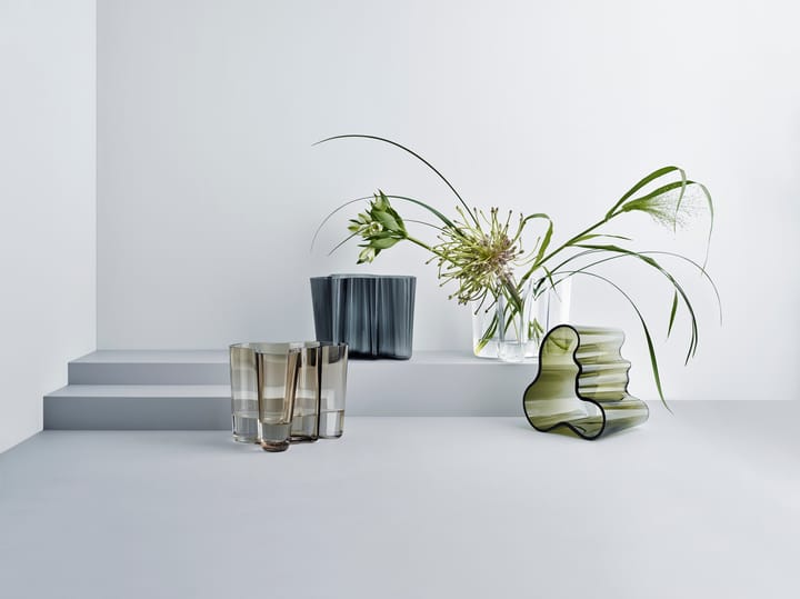 Alvar Aalto vase moss green, 160 mm Iittala