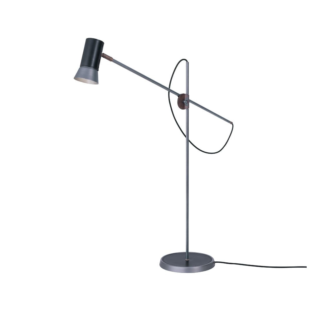 Konsthantverk Kusk floor lamp Raw iron/black leather