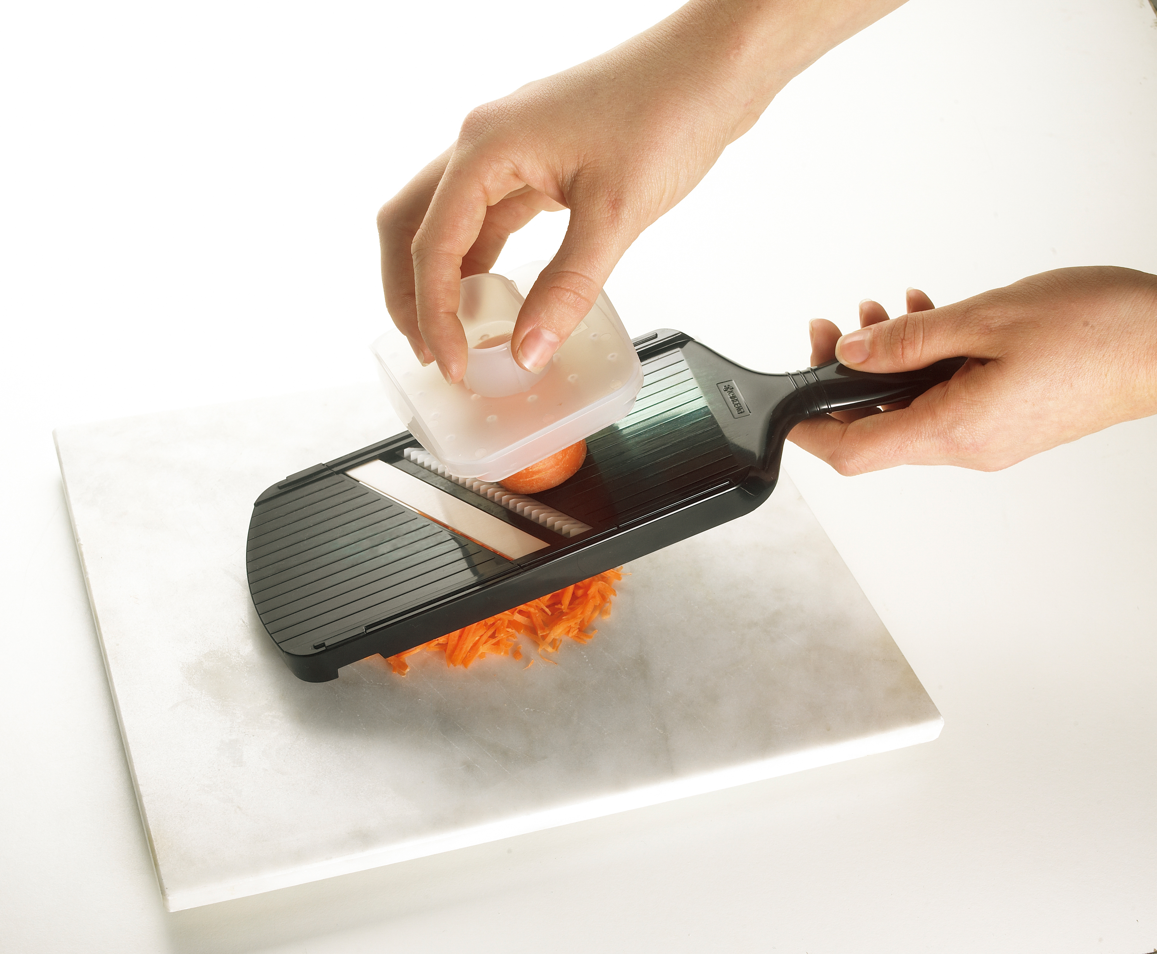 Kyocera Double-Edged Mandoline Slicer Black – Simple Tidings & Kitchen