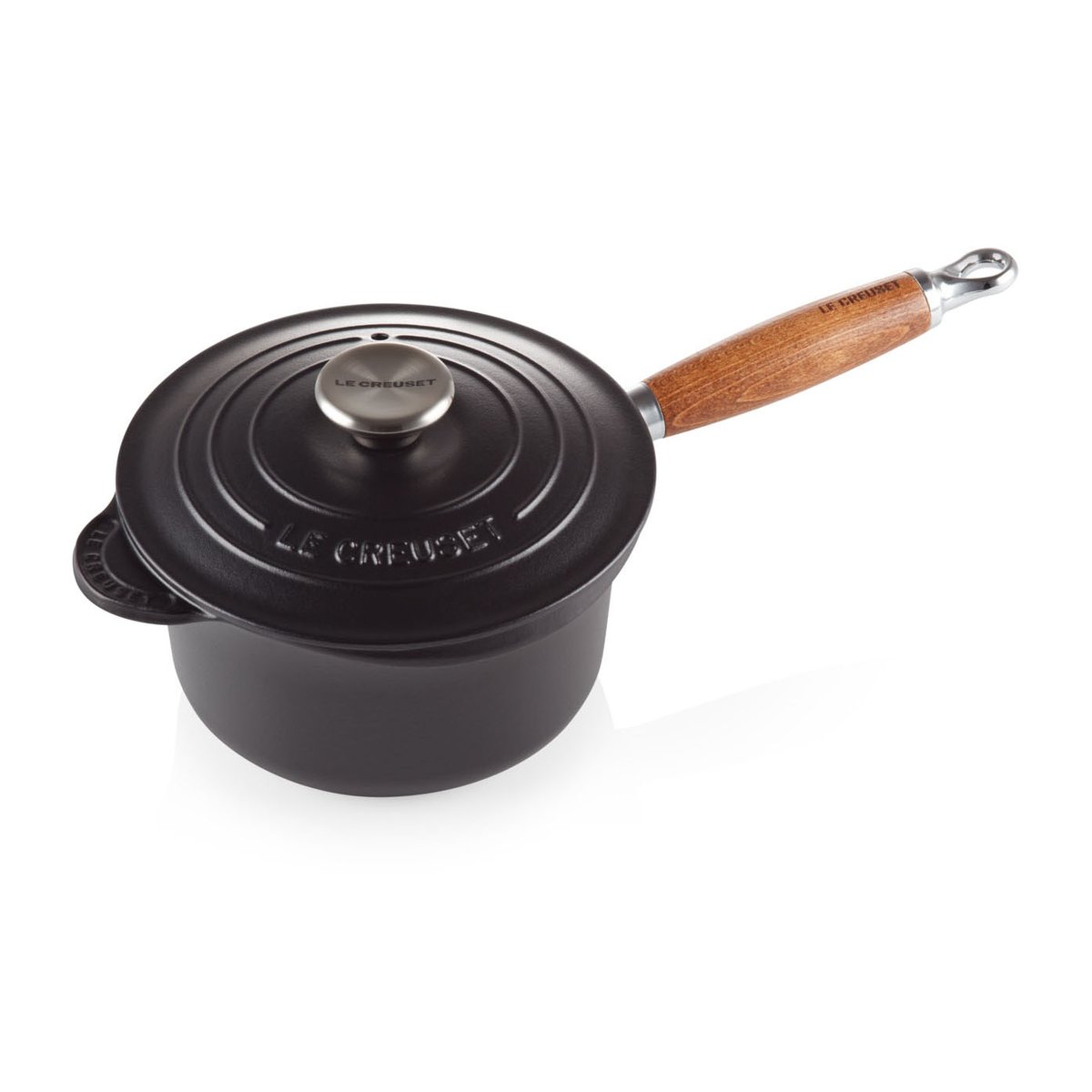 Le Creuset Le Creuset saucepan with wooden handle 1.8 l Matte black