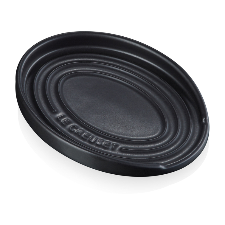 Le Creuset's NEW Oval Spoon Rest is a convenient and helpful worktop piece,  preventing mess and cutting down on time spent clearing up…