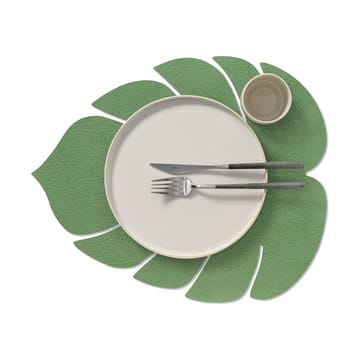 Monstera Leaf Hippo placemat L - Forest green - LIND DNA