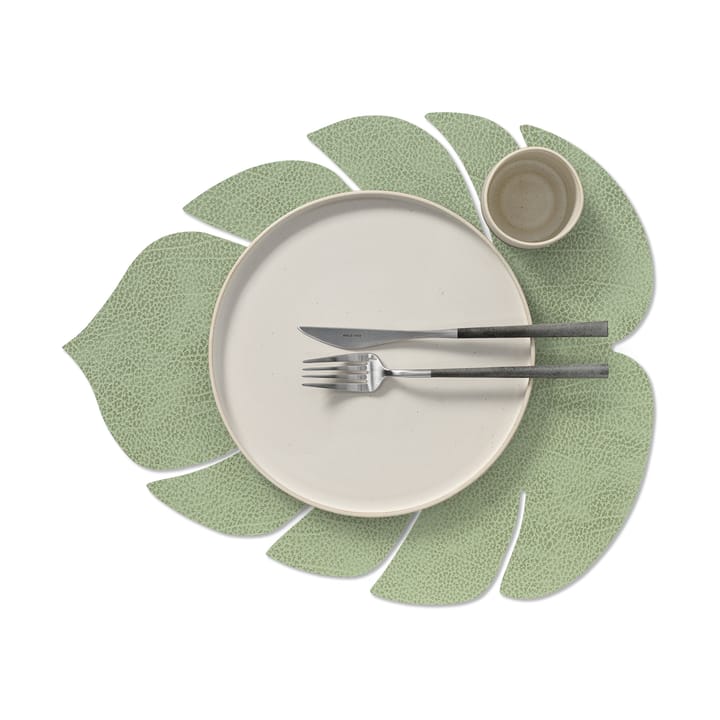 Monstera Leaf Hippo placemat L, Olive green LIND DNA