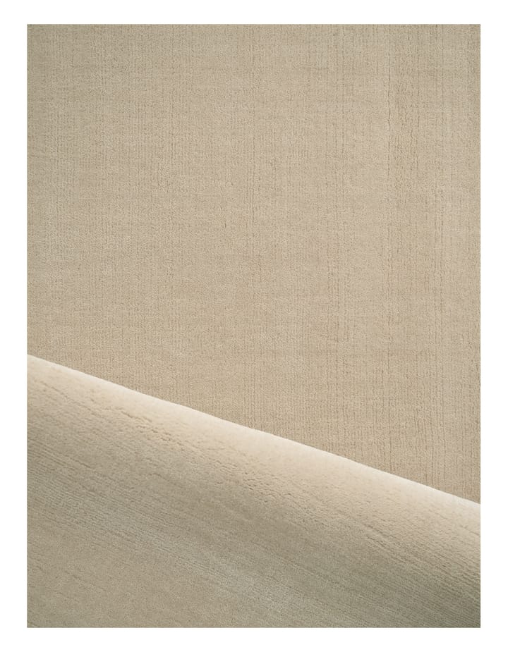 Halo Cloud wool carpet, Beige. 140x200 cm Linie Design