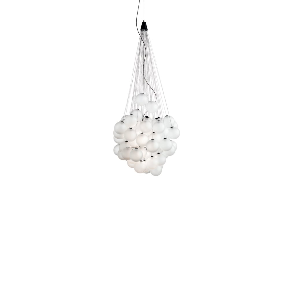 Luceplan Stochastic pendant lamp Opal, 48 spheres