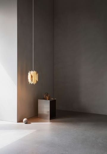 Divan 2 245 pendant - Brass - LYFA