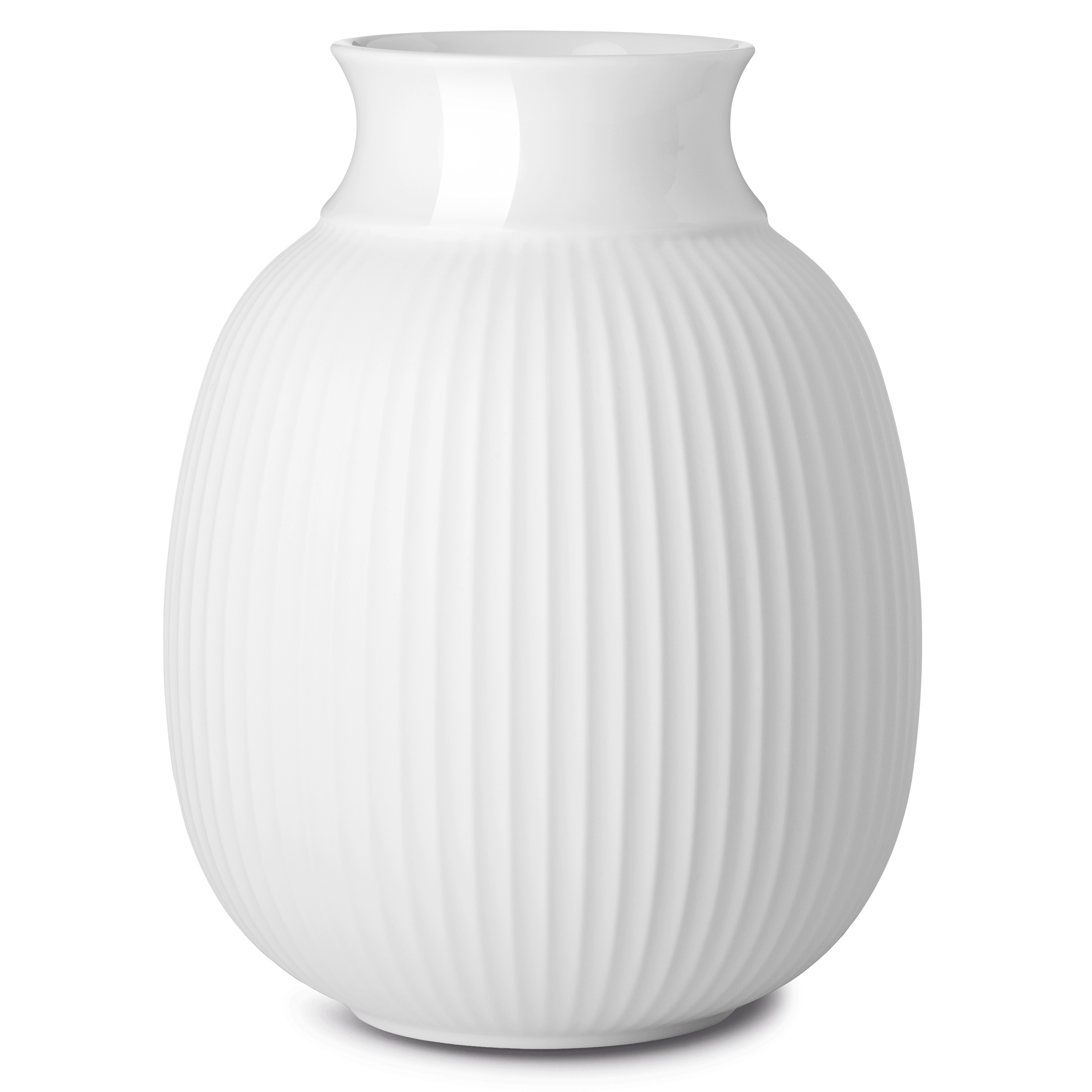 Lyngby Curve vase 17.5 cm from Lyngby Porcelæn - NordicNest.com